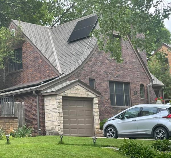 Malarkey Windsor roof with solar panels in Aksarben